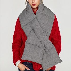 Zara Gray Checkered Scarf